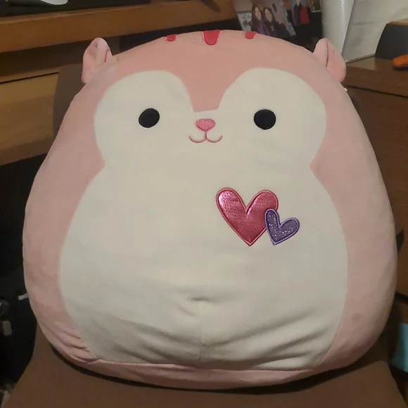 Squishmallows Toys 28 Rare Pink Hearts Sarah The Squirrel